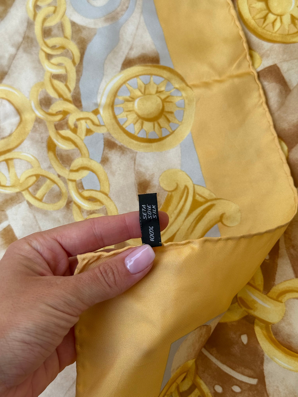 Bufanda Céline – Cadenas Y Medallones