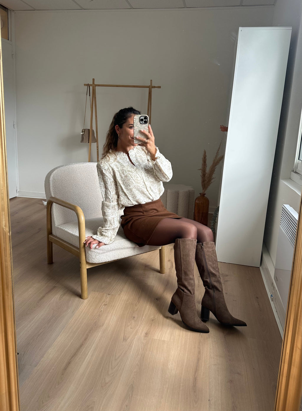 Léane taupe faux suede boots