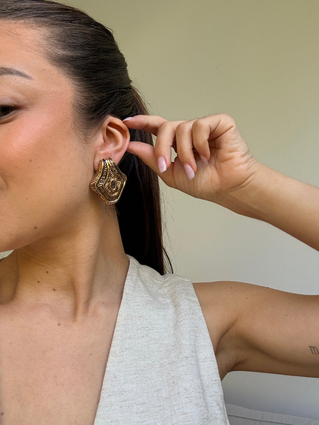 Boucles D’Oreilles Guy Laroche Vintage - Sculptées Dorées