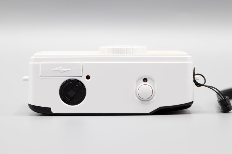 Appareil Photo Argentique - I60 - Blanc & Beige - 2 Pellicules Couleur Offertes - Kodak
