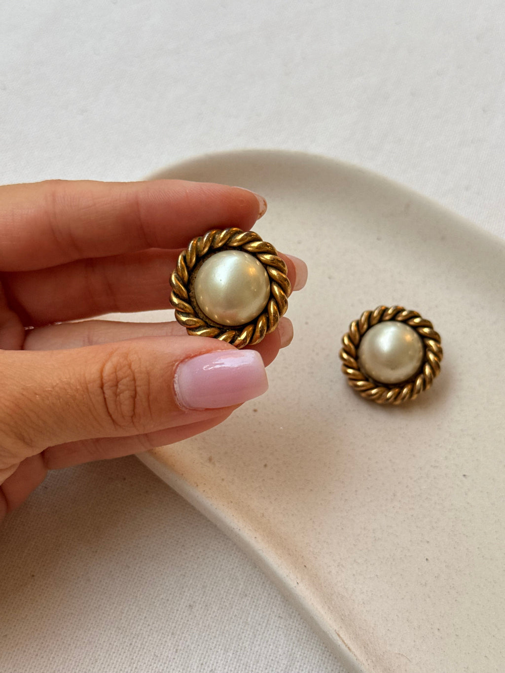 Boucles D’Oreilles Édouard Rambaud Vintage - Tressées Et Perles Fantaisie