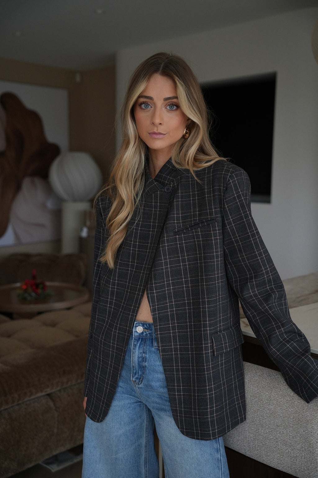 Loane Gray - Asymmetrical Blazer