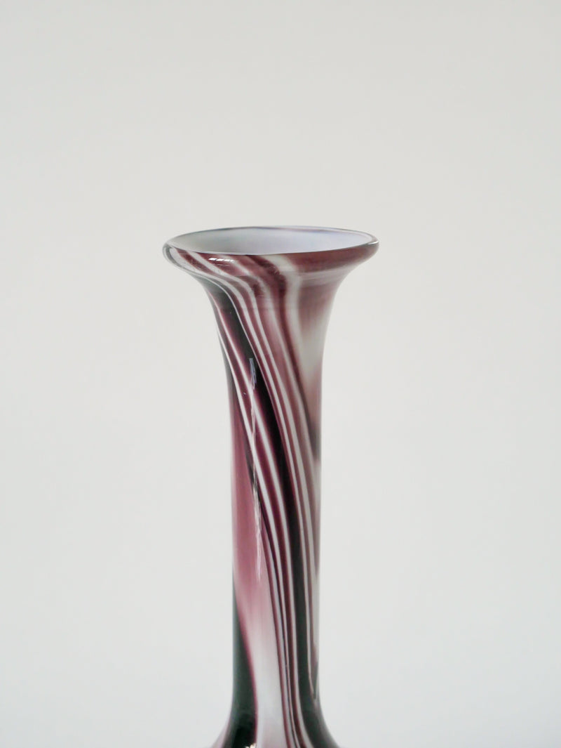 Grand Vase En Opaline Violet Et Blanc Style Murano - 1960