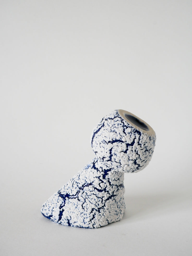 Vase En Fat Lava Blanc Et Bleu Klein - Grès Des Neiges - 1970