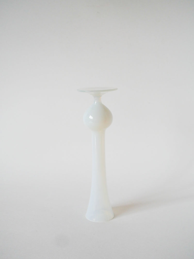 Vase En Opaline - Blanc Opalescent - 1960