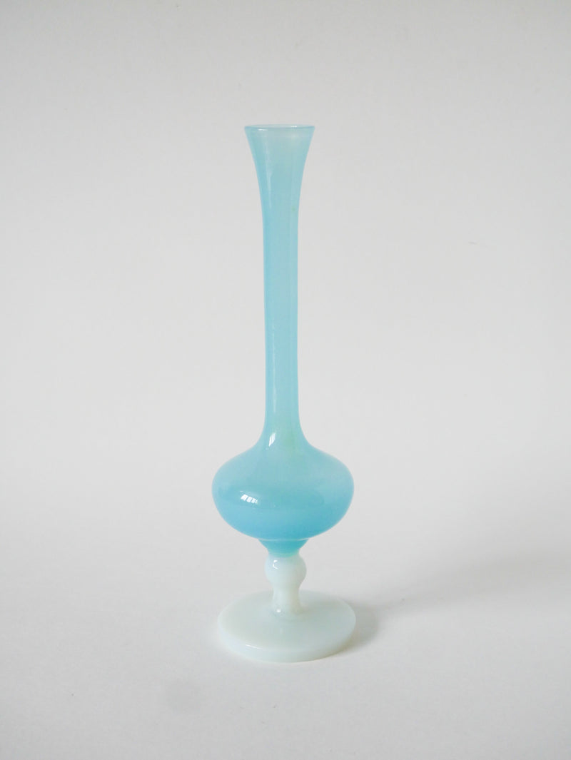 Grand Vase En Opaline - Bleu À Pieds Blanc - 1960