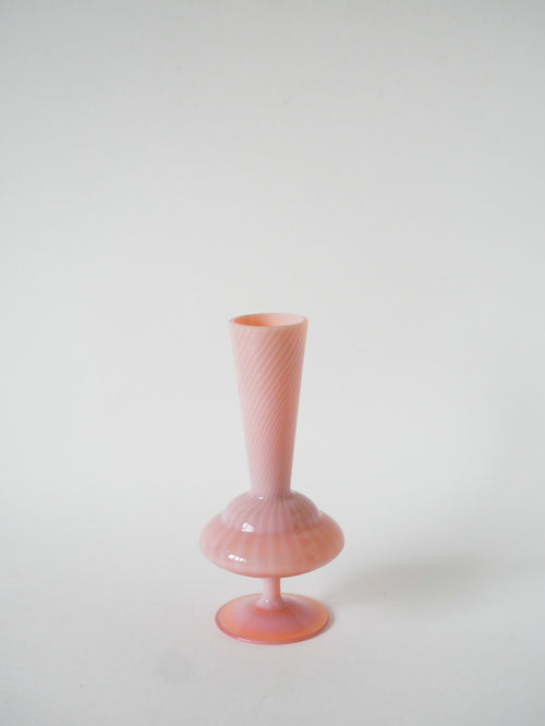 Petit Vase En Opaline Texturé - Rose - 1950