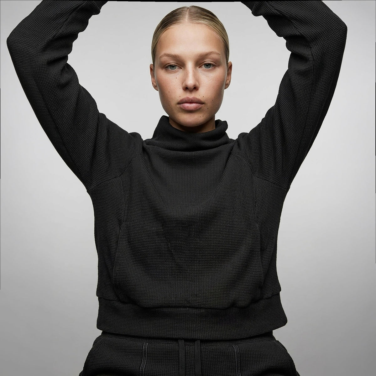 Sweat Femme Cropped Deneb – Col Montant – Coton 250Gsm