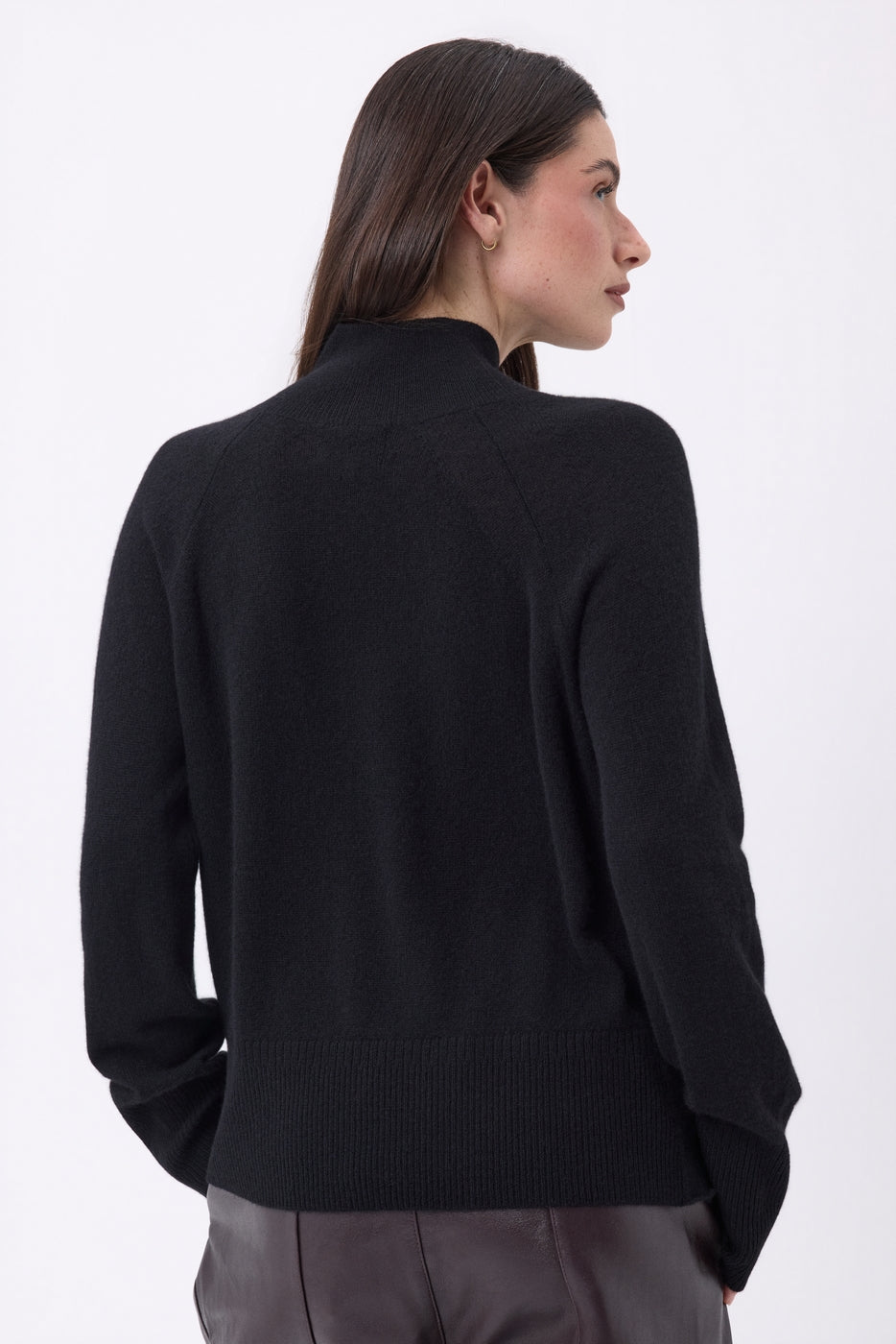 Jersey Cuello Alto Botones Diagonal - Negro - Mujer - 100% Cachemira