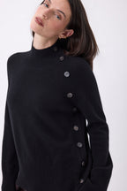 Jersey Cuello Alto Botones Diagonal - Negro - Mujer - 100% Cachemira