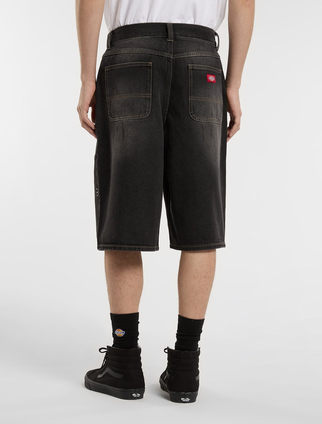 Pantalón corto vaquero teñido con barro - negro con lavado desgastado - hombre