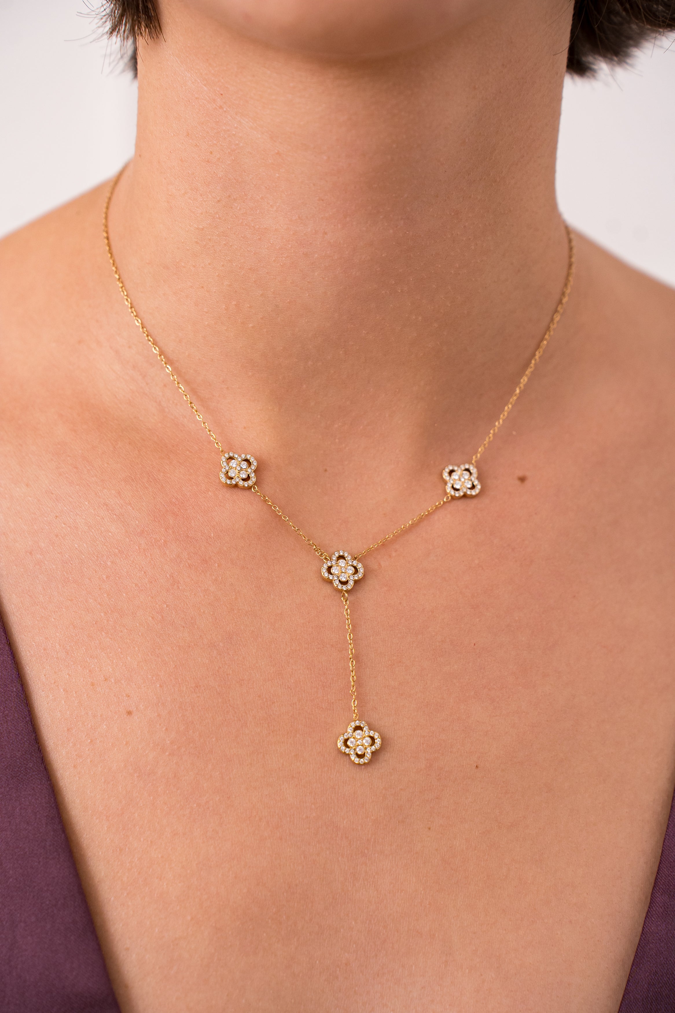 Collar Dora