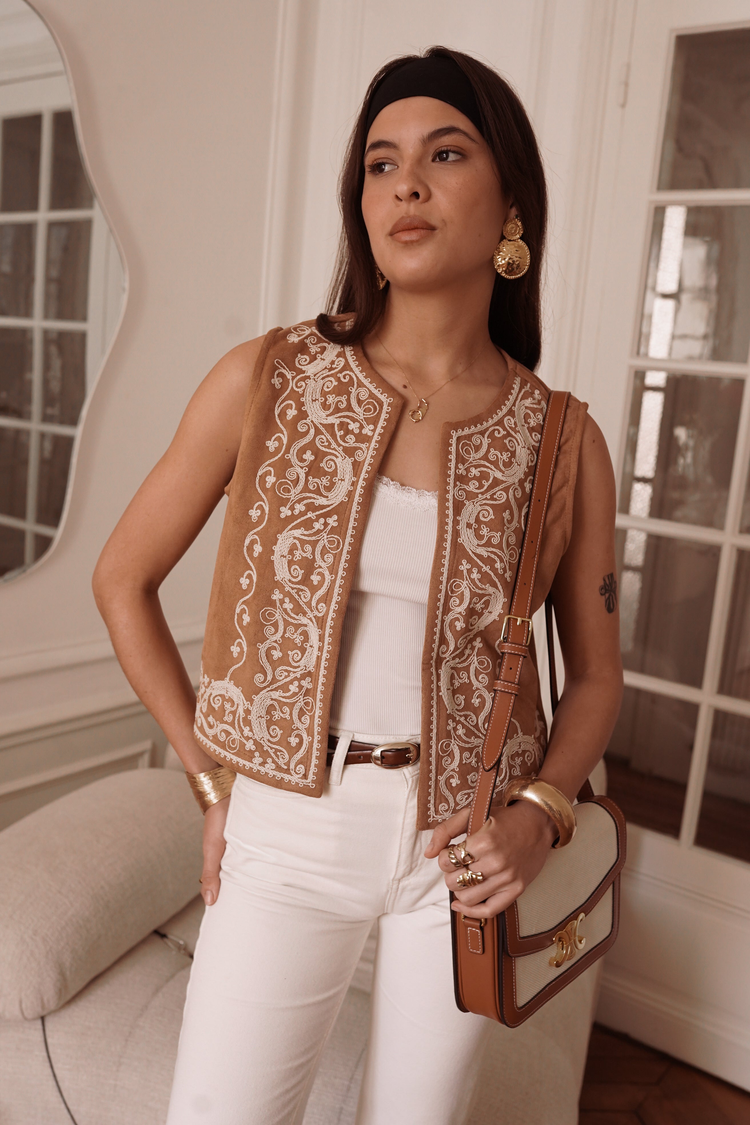 Velaya vest