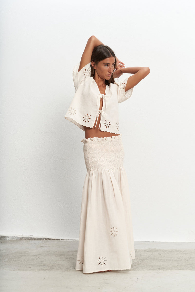 Alma White Shirt