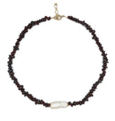 Le Collier Grenat