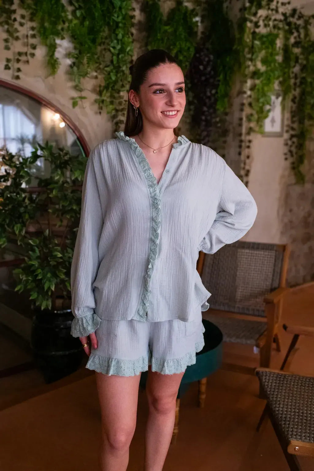 Zora shorts