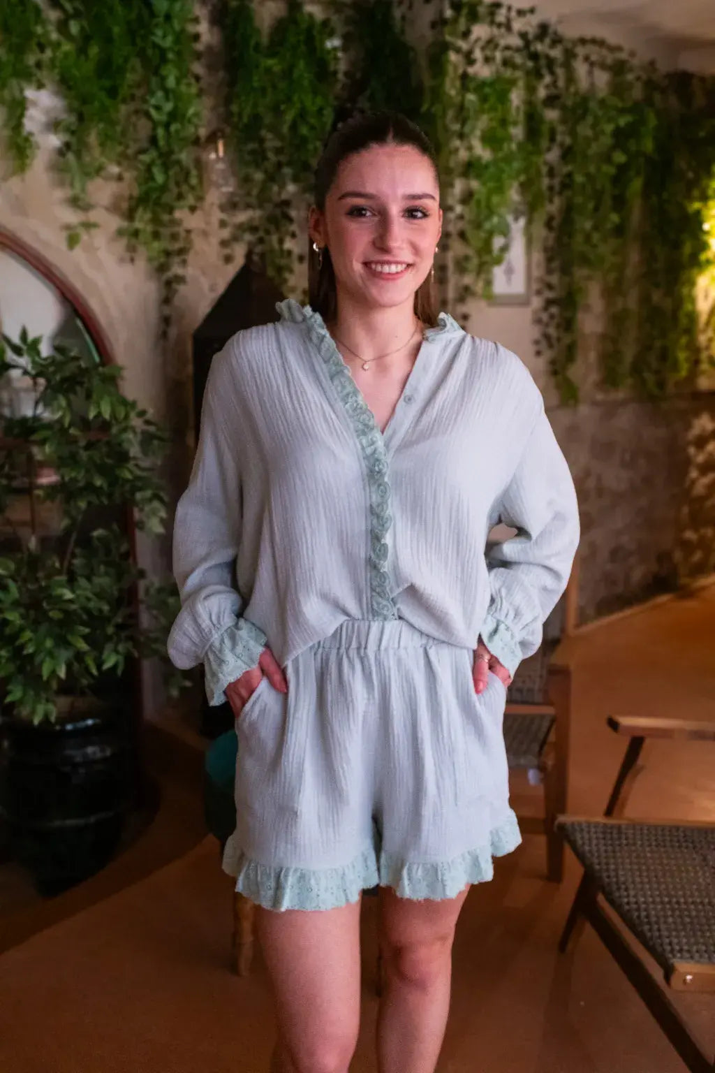 Zora shorts