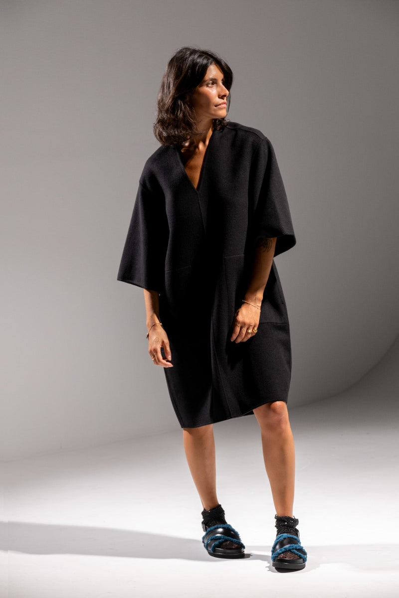 Sandalias Cruzadas Peludas Negro - Lachoix