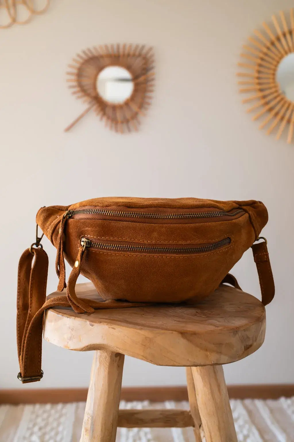 Velvet Leather Belt Bag - Hunter Dark Camel