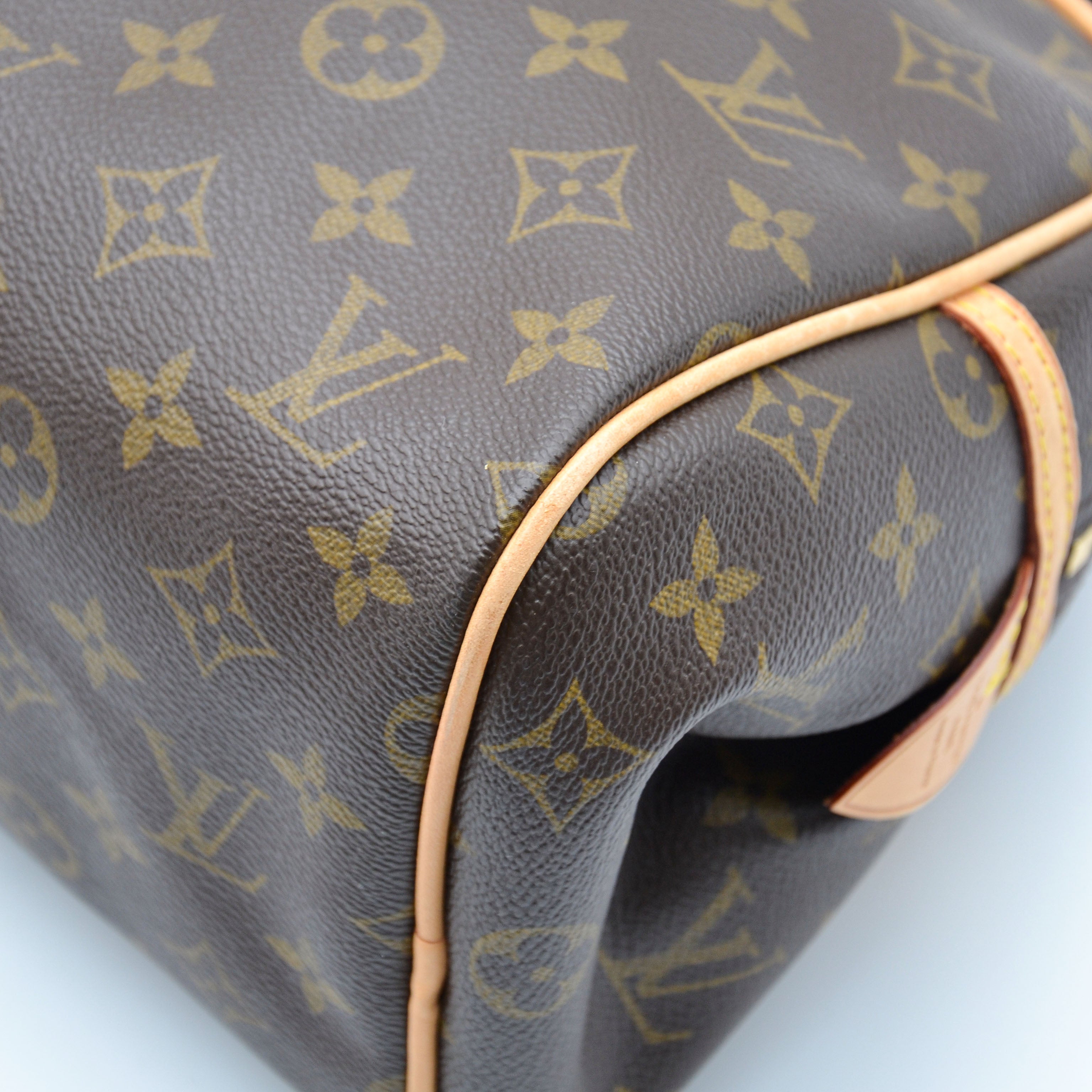 Louis Vuitton Montorgueil Pm Monogramme