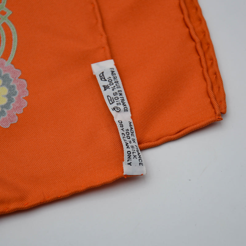 Bufanda Hermès “Découpages”