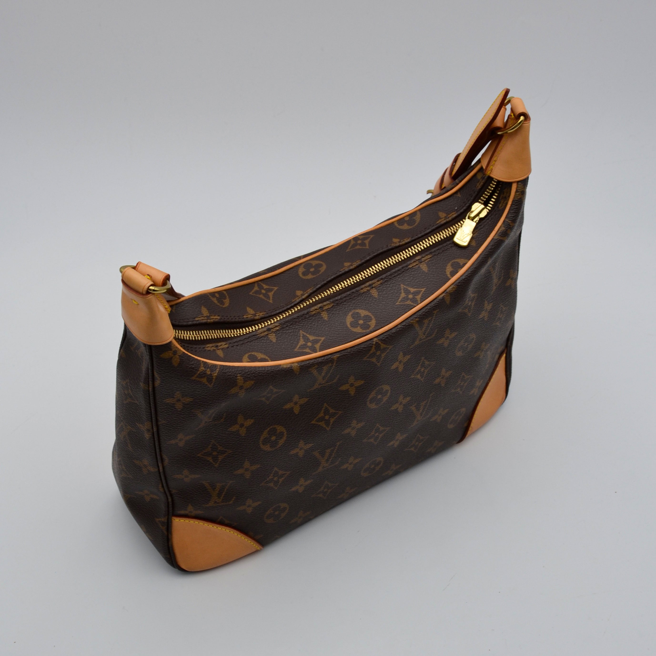 Louis Vuitton Boulogne 30 Monogram