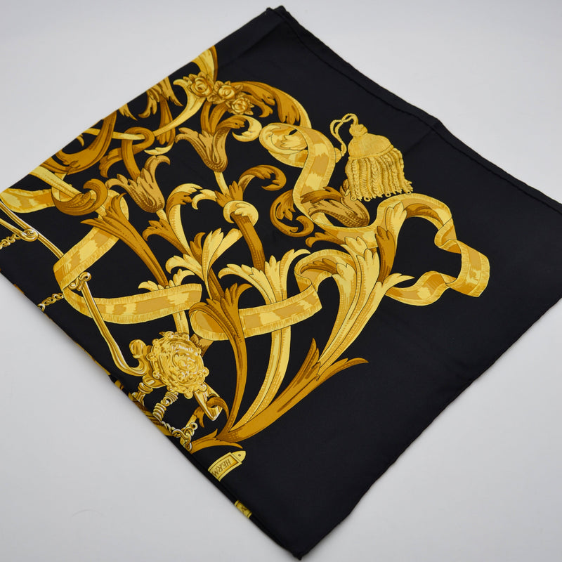 Carré 90 Hermès “Le Mors À La Conétable”