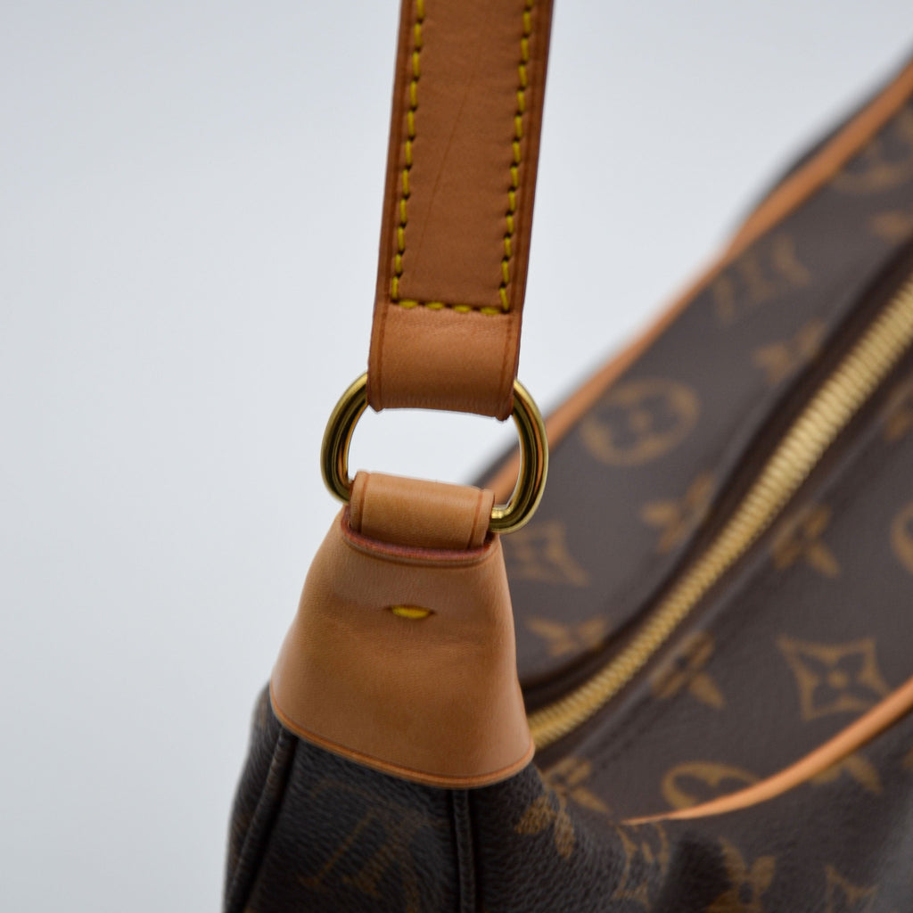 Louis Vuitton Boulogne 30 Monogram