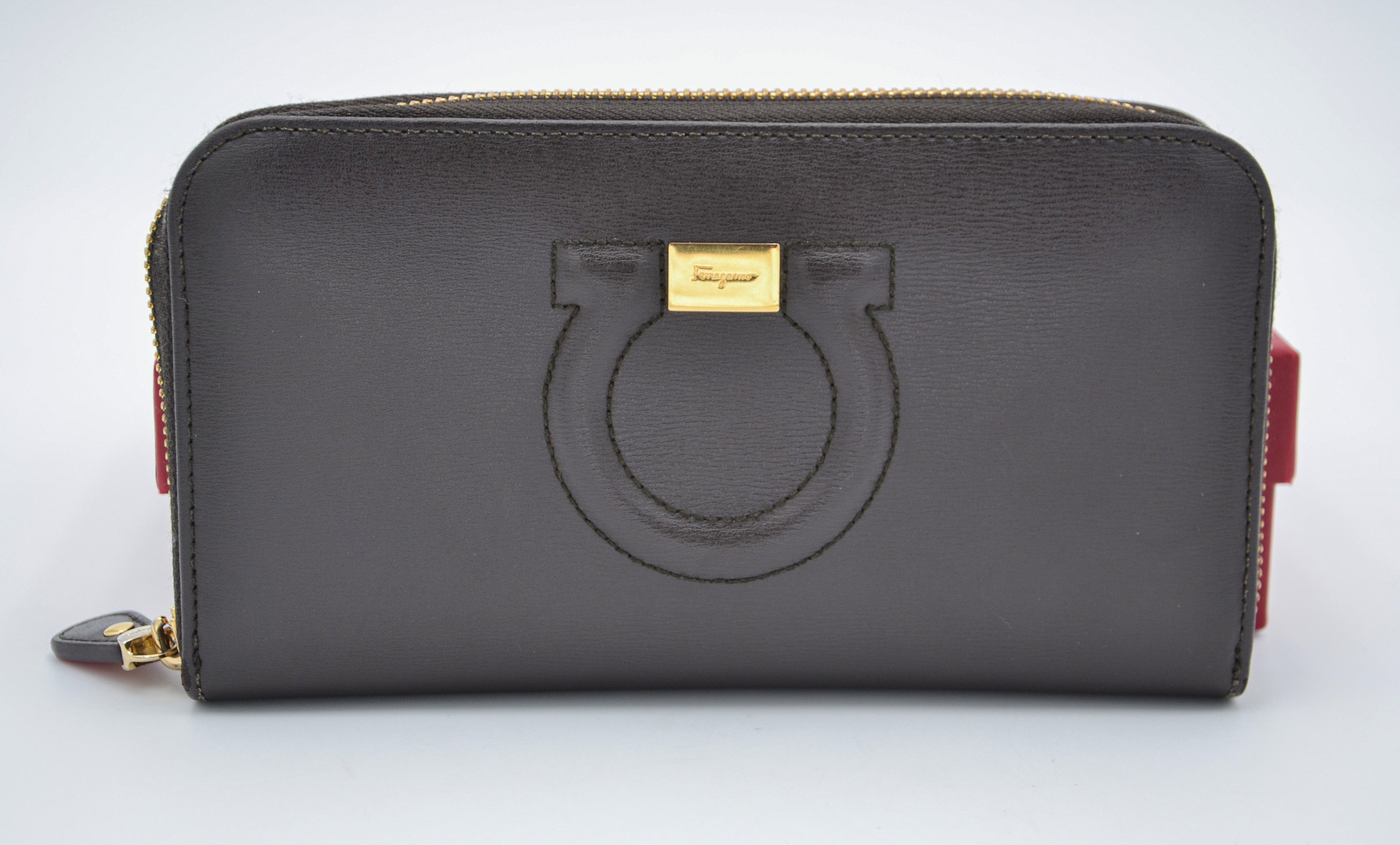 Salvatore Ferragamo Zippy Wallet in Leather
