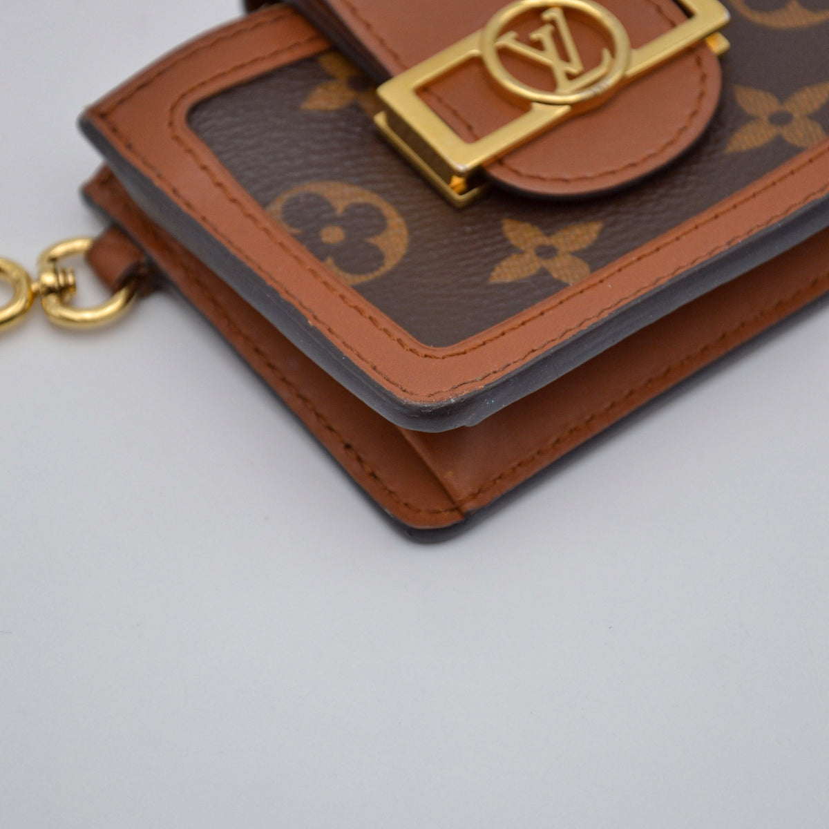 Louis Vuitton Dauphine Dragonne Porte-Clés Monogram