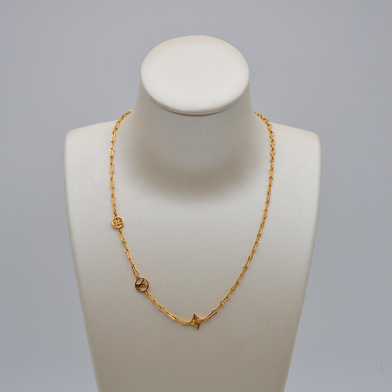 Collar Louis Vuitton siempre joven