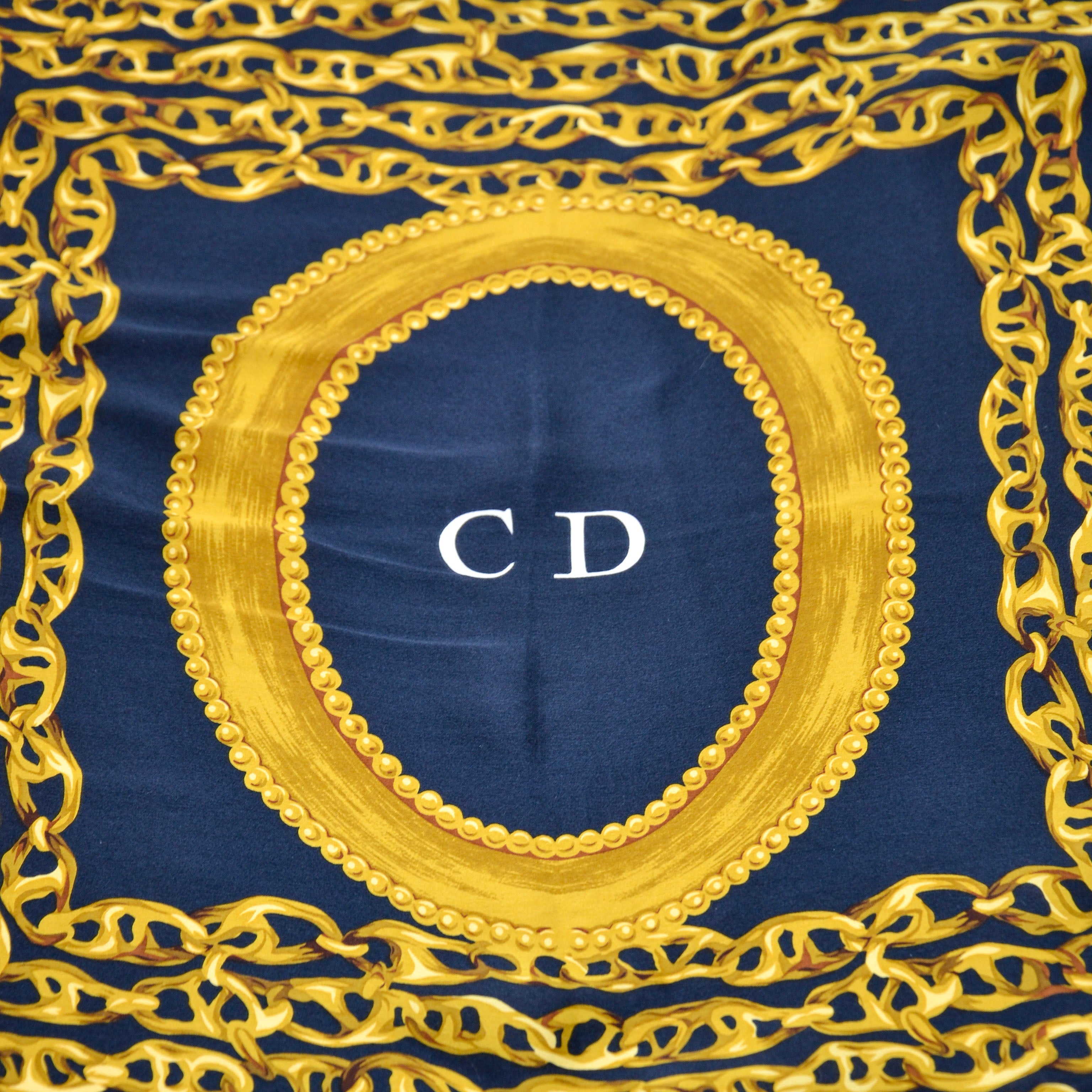 Pañuelo Christian Dior Medallón