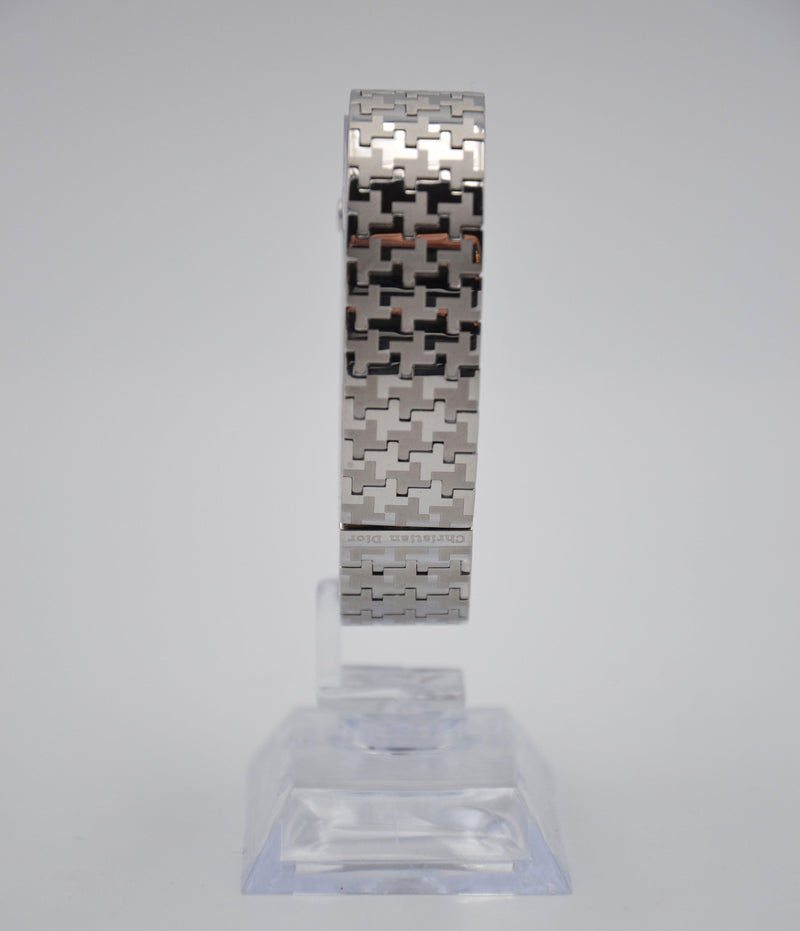 Reloj vintage de cuarzo de acero D70-100