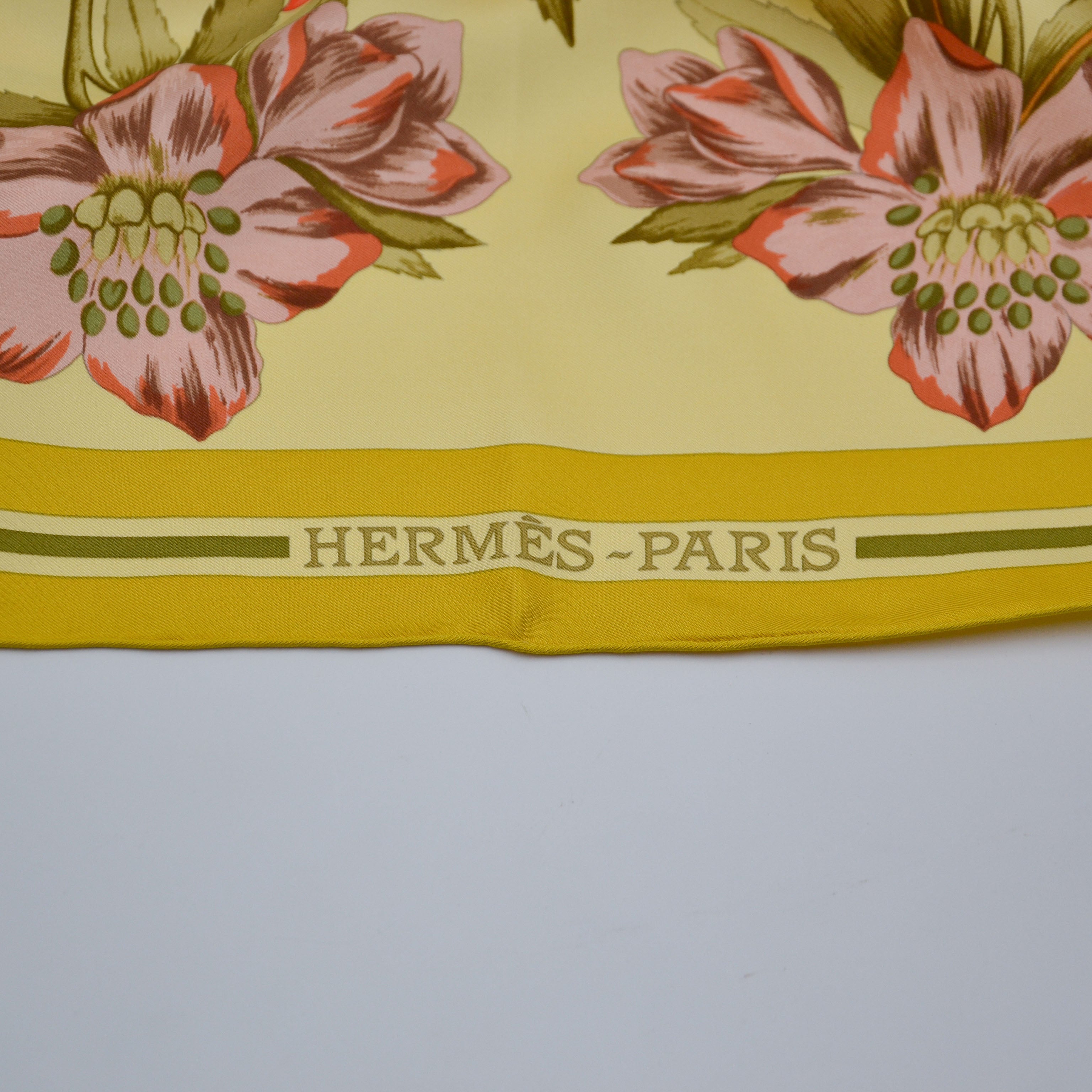 Hermès Flora Graeca Scarf