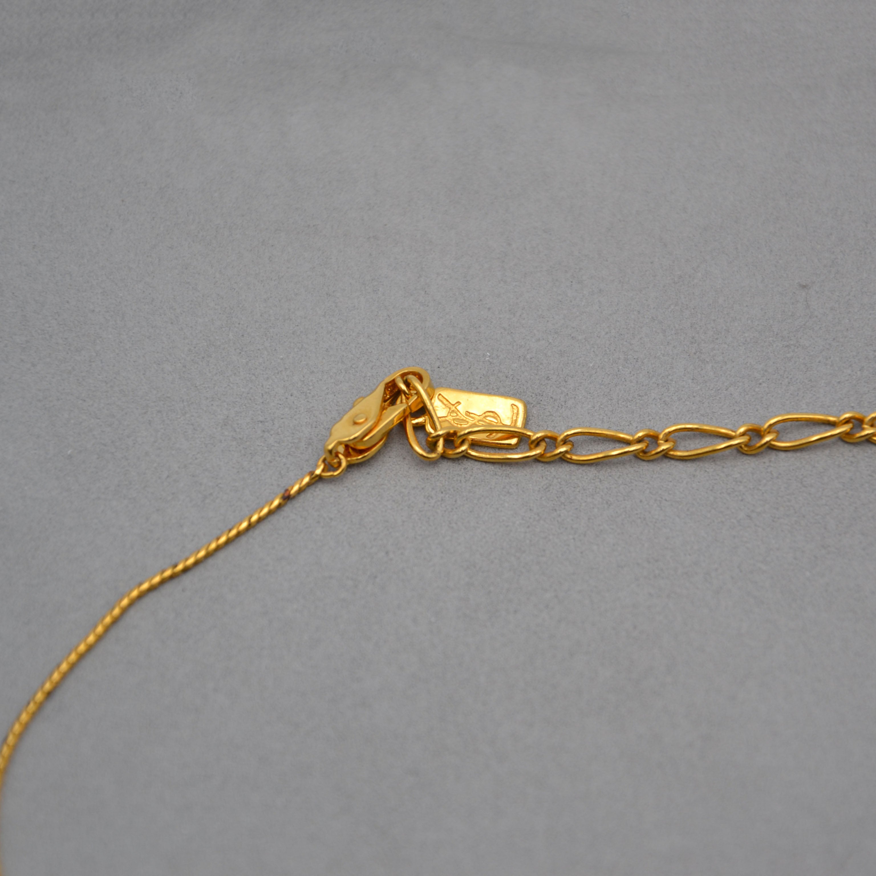 Collar Yves Saint Laurent Vintage
