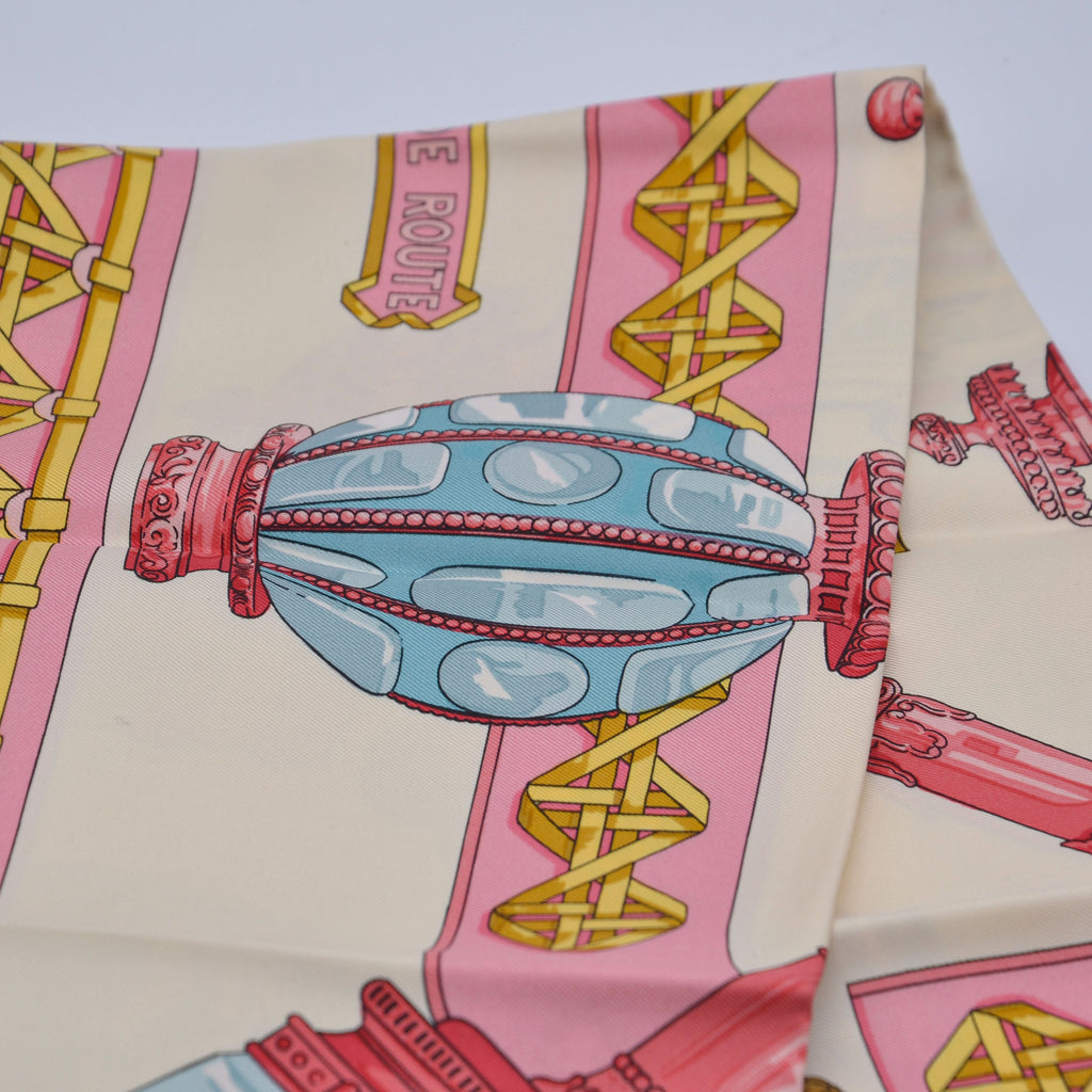 Hermès Carré 90 «Feux de Route»