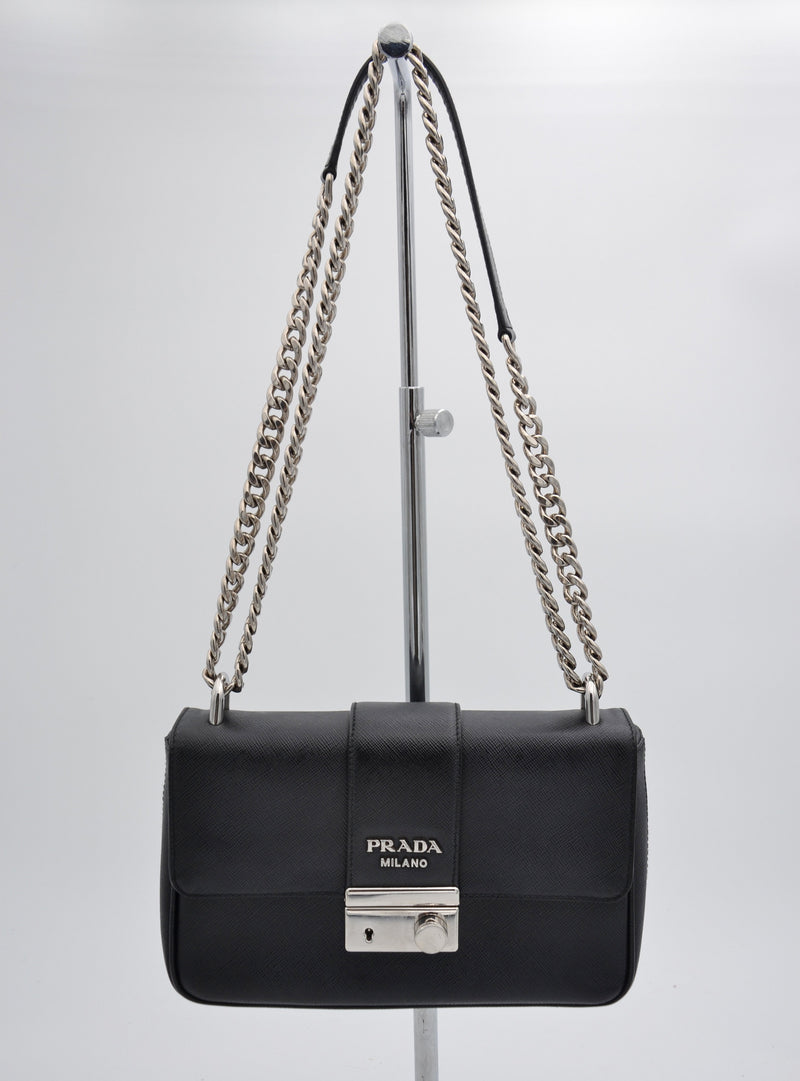 Bolso Prada En Cuero Saffiano Negro