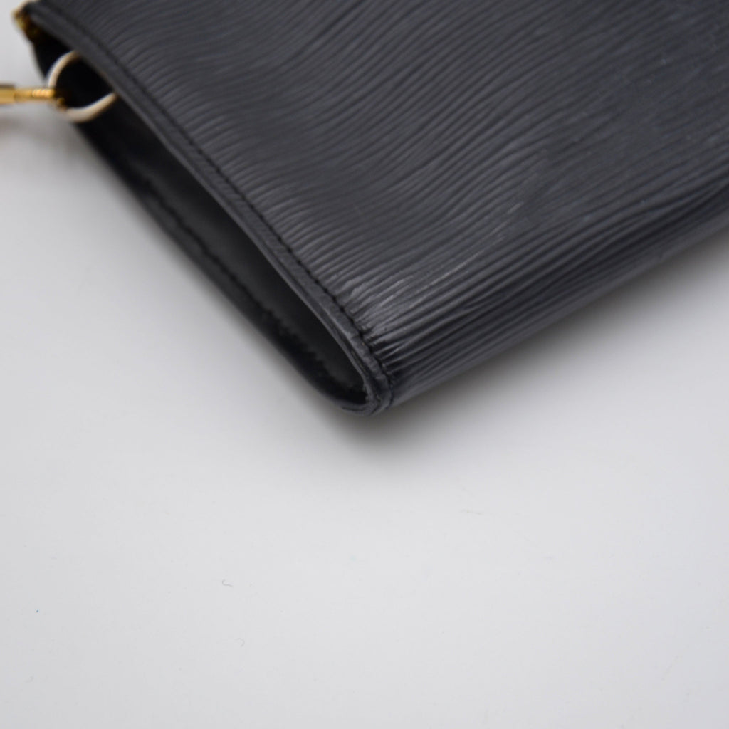 Pochette Louis Vuitton Accesorios Cuero Épi Negro