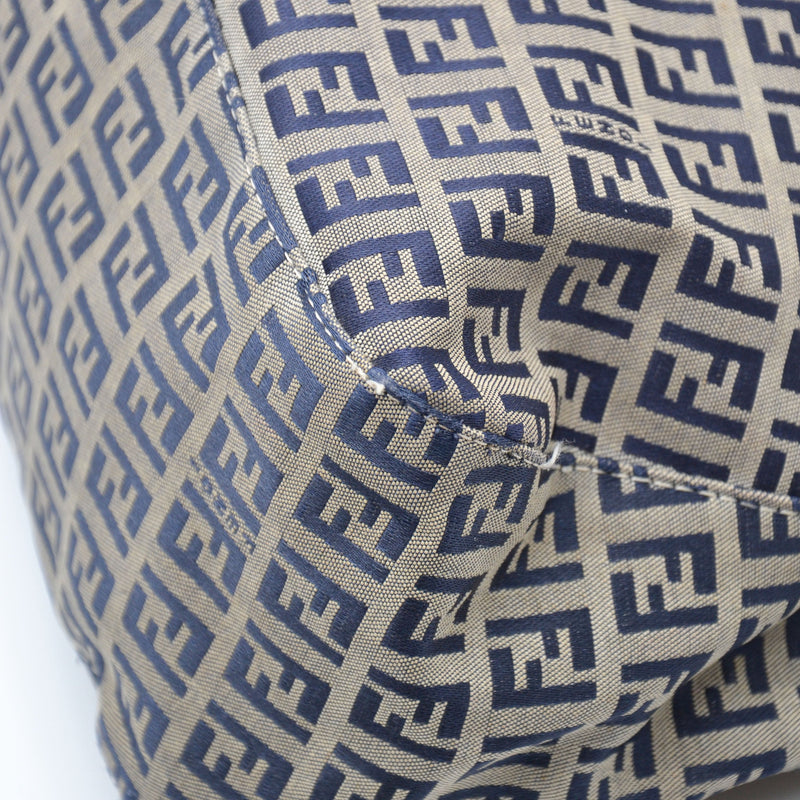 Bolso Baguette Mamá Fendi