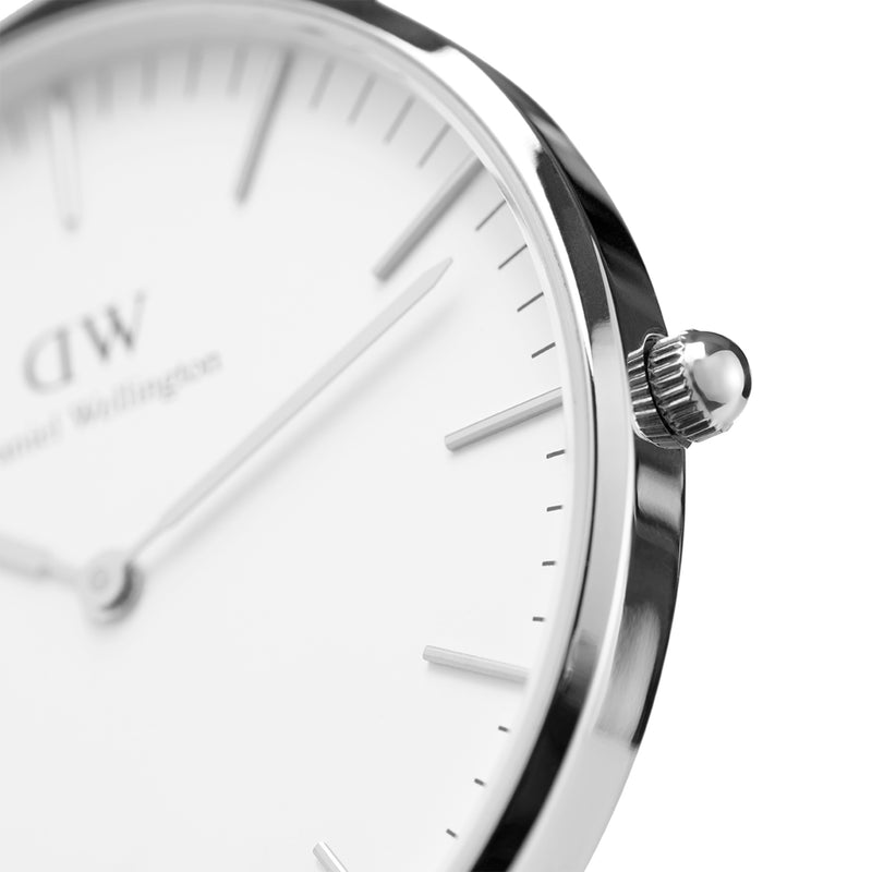 Reloj clásico Winchester blanco