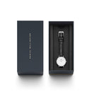 Reloj pequeño de lectura blanco