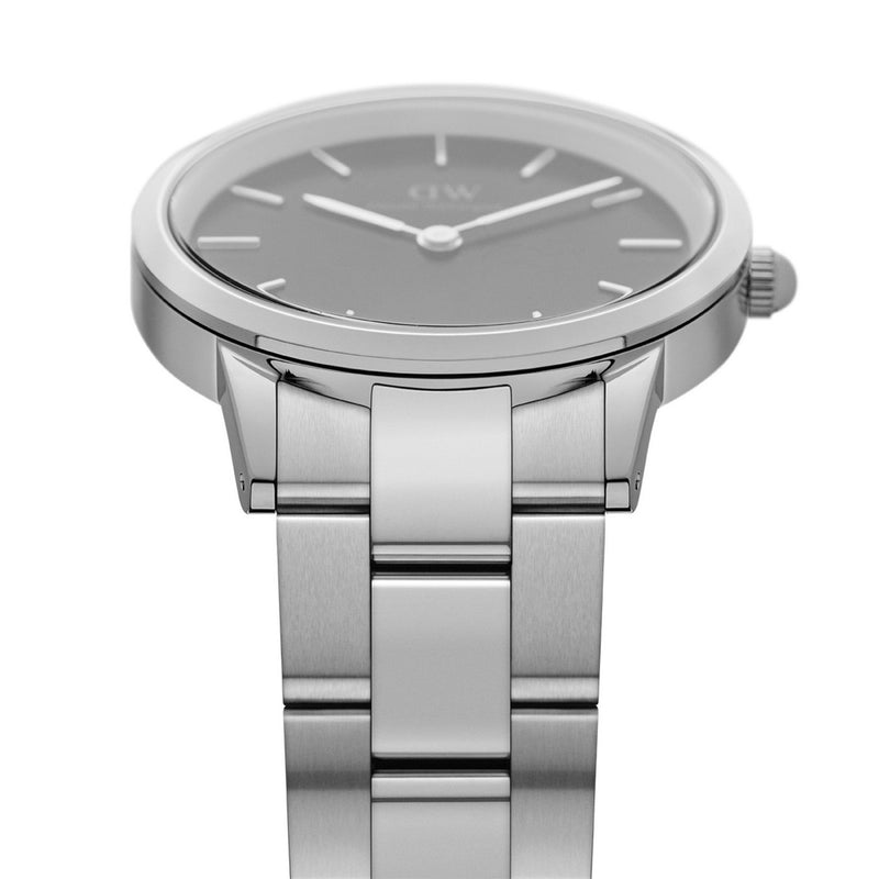 Reloj Iconic Link Negro Plata