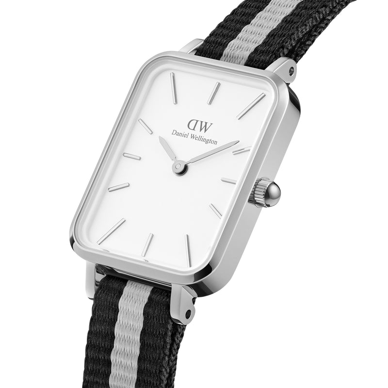 Reloj Quadro negro y gris Nato blanco plateado