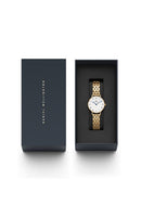 Montre Petite Roman Numerals 5 Link Gold