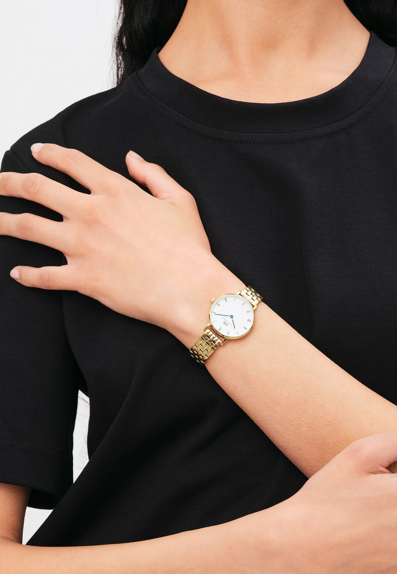 Montre Petite Roman Numerals 5 Link Gold