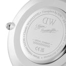 Reloj clásico plateado de Steven Harrington