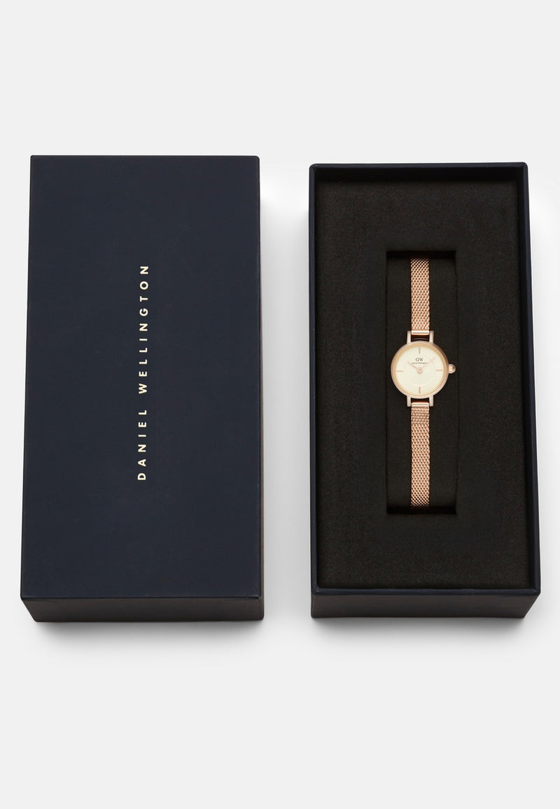 Petite Mini Champagne Melrose Watch