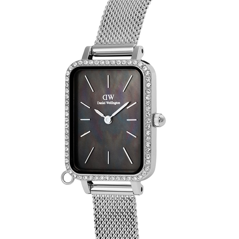 Reloj Quadro Charm Bisel de plata esterlina en color negro fregona