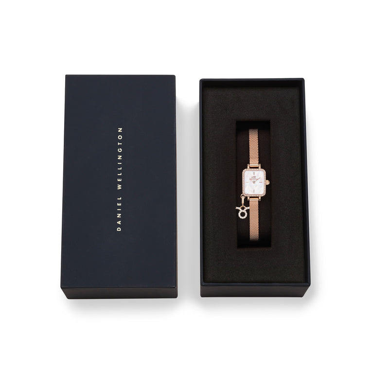 Reloj Quadro Mini Charm Bezel Melrose White Mop en oro rosa