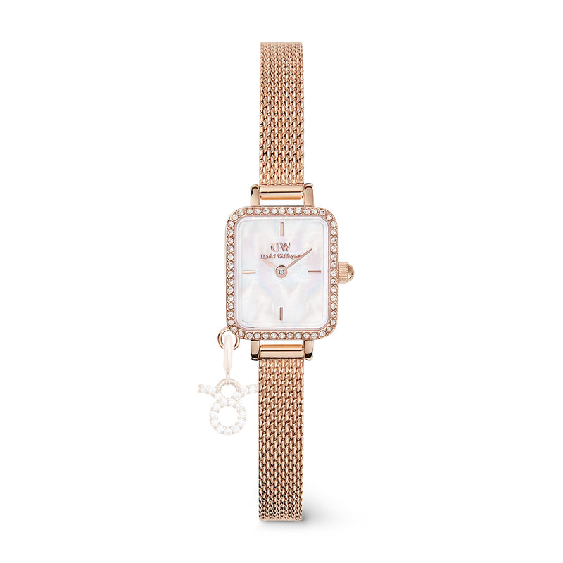 Reloj Quadro Mini Charm Bezel Melrose White Mop en oro rosa